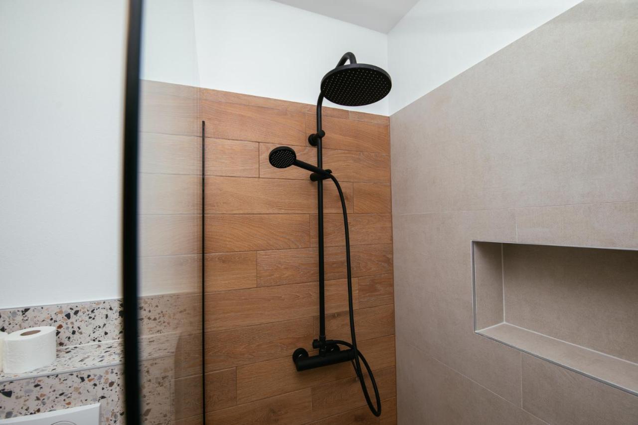 Apartmani Barbarosa Sveti Filip i Jakov Buitenkant foto