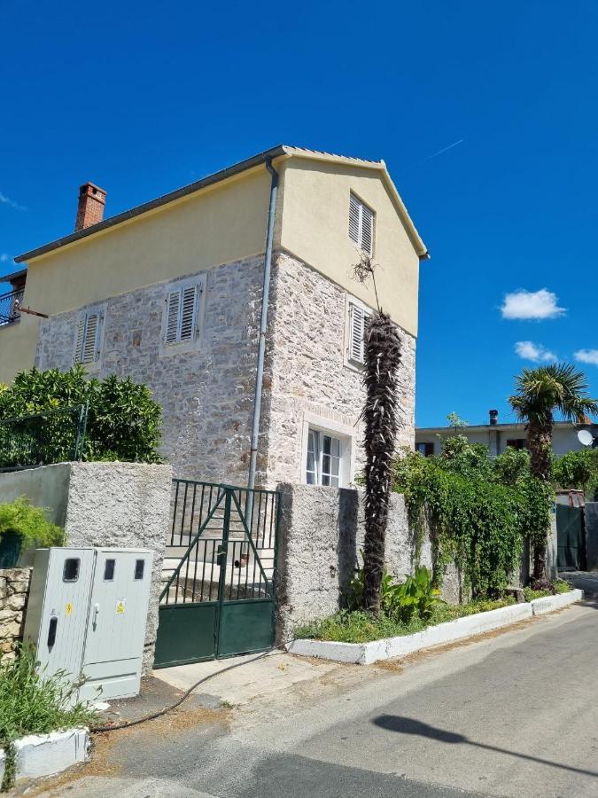 Apartmani Barbarosa Sveti Filip i Jakov Buitenkant foto