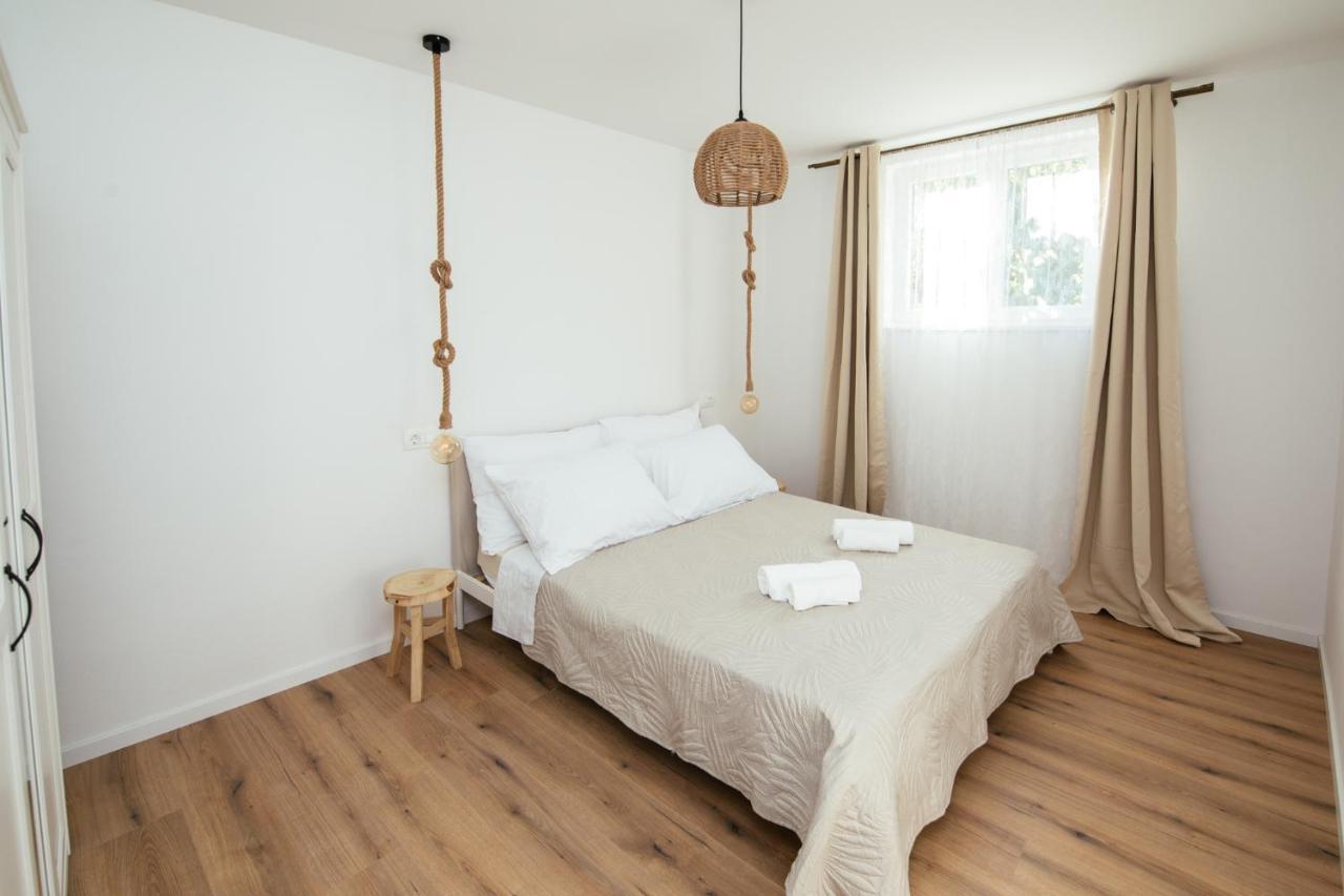 Apartmani Barbarosa Sveti Filip i Jakov Buitenkant foto