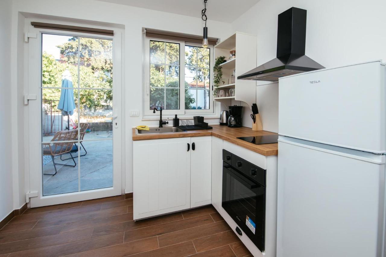 Apartmani Barbarosa Sveti Filip i Jakov Buitenkant foto