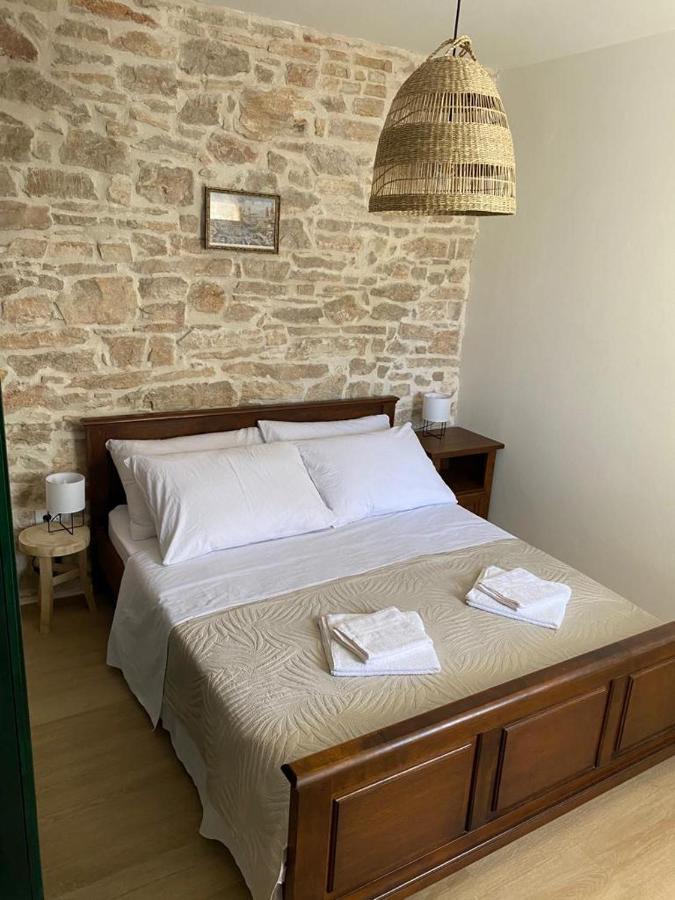 Apartmani Barbarosa Sveti Filip i Jakov Buitenkant foto